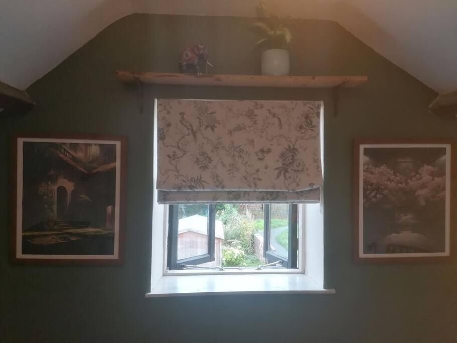 The Old Barn, Cosy Townhouse In Leominster Villa Exteriör bild