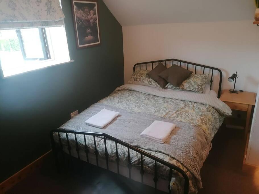 The Old Barn, Cosy Townhouse In Leominster Villa Exteriör bild